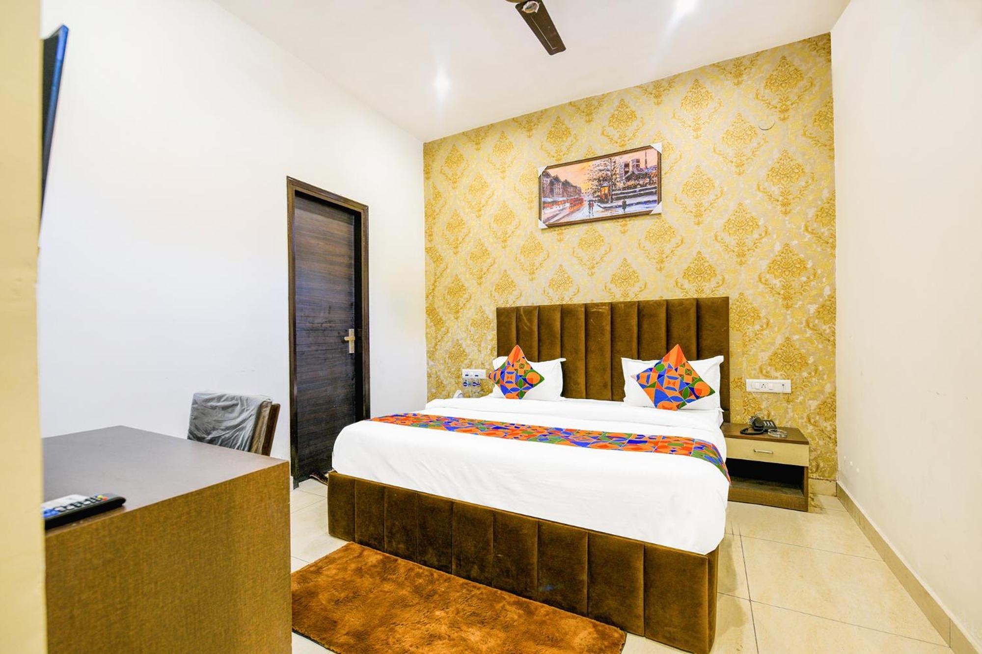 Fabhotel Royal Regency I Ludhiana Exterior photo