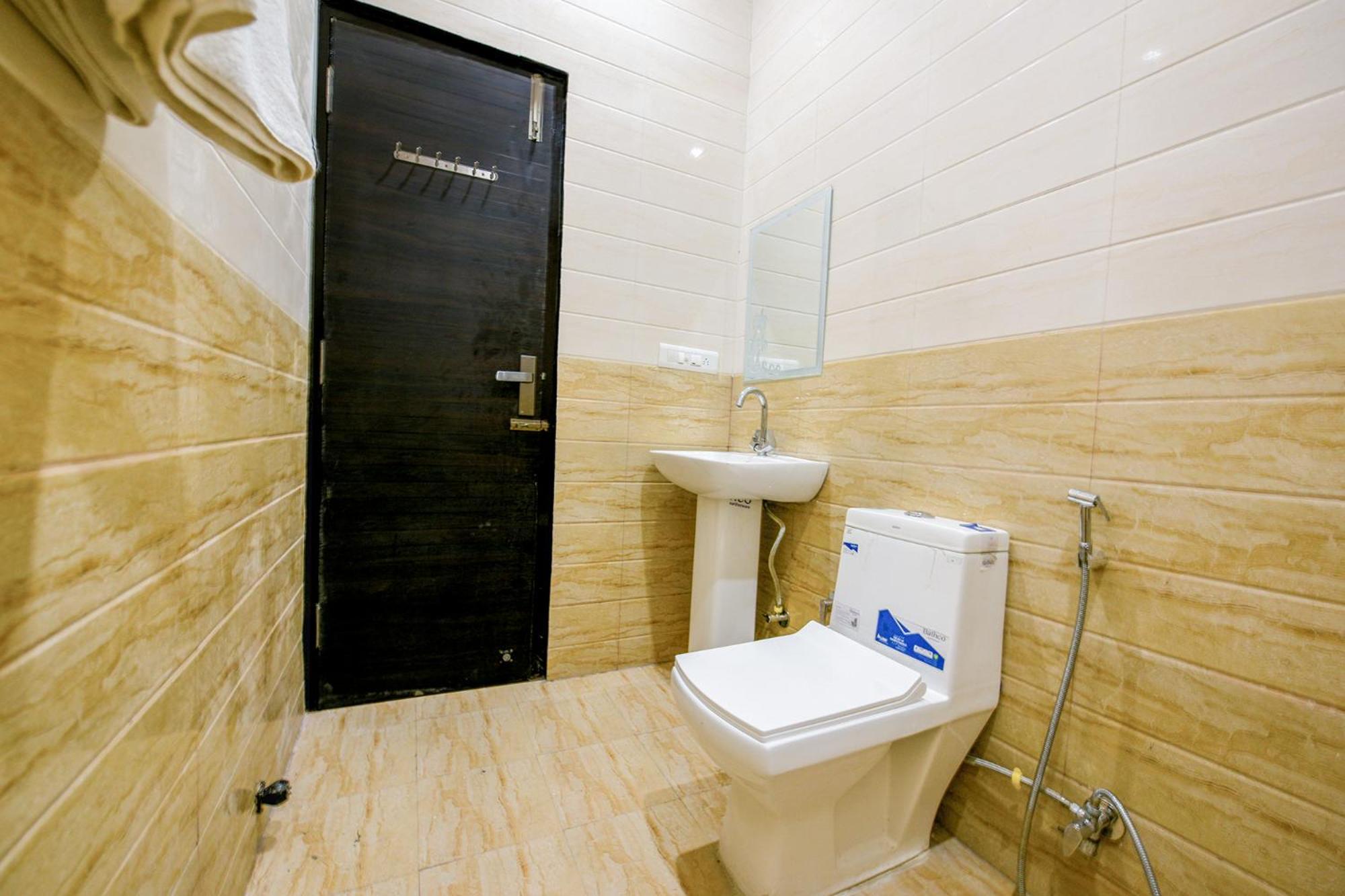 Fabhotel Royal Regency I Ludhiana Exterior photo