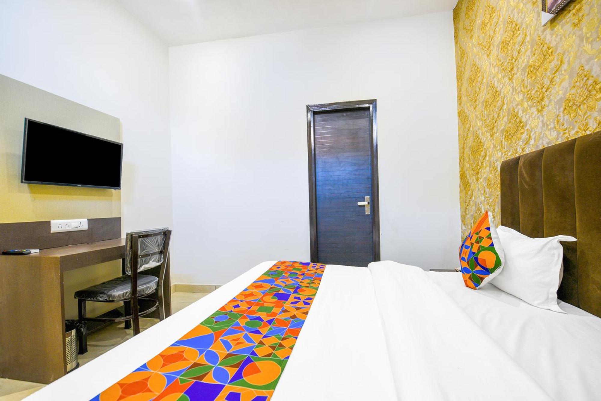 Fabhotel Royal Regency I Ludhiana Exterior photo